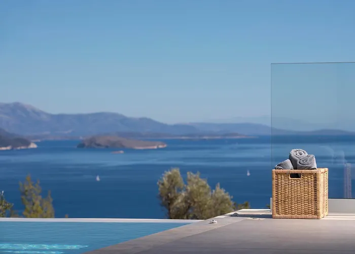 Brand New High-end Luna Villa